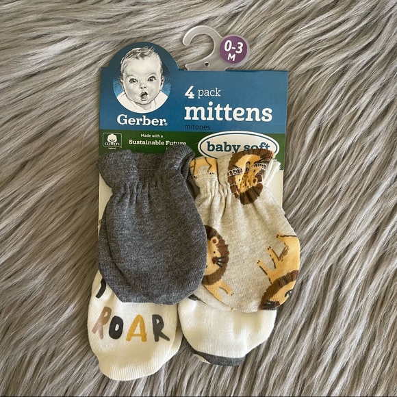 Gerber Other - Gerber 0/3 months 4 pack mittens baby boy lion animal